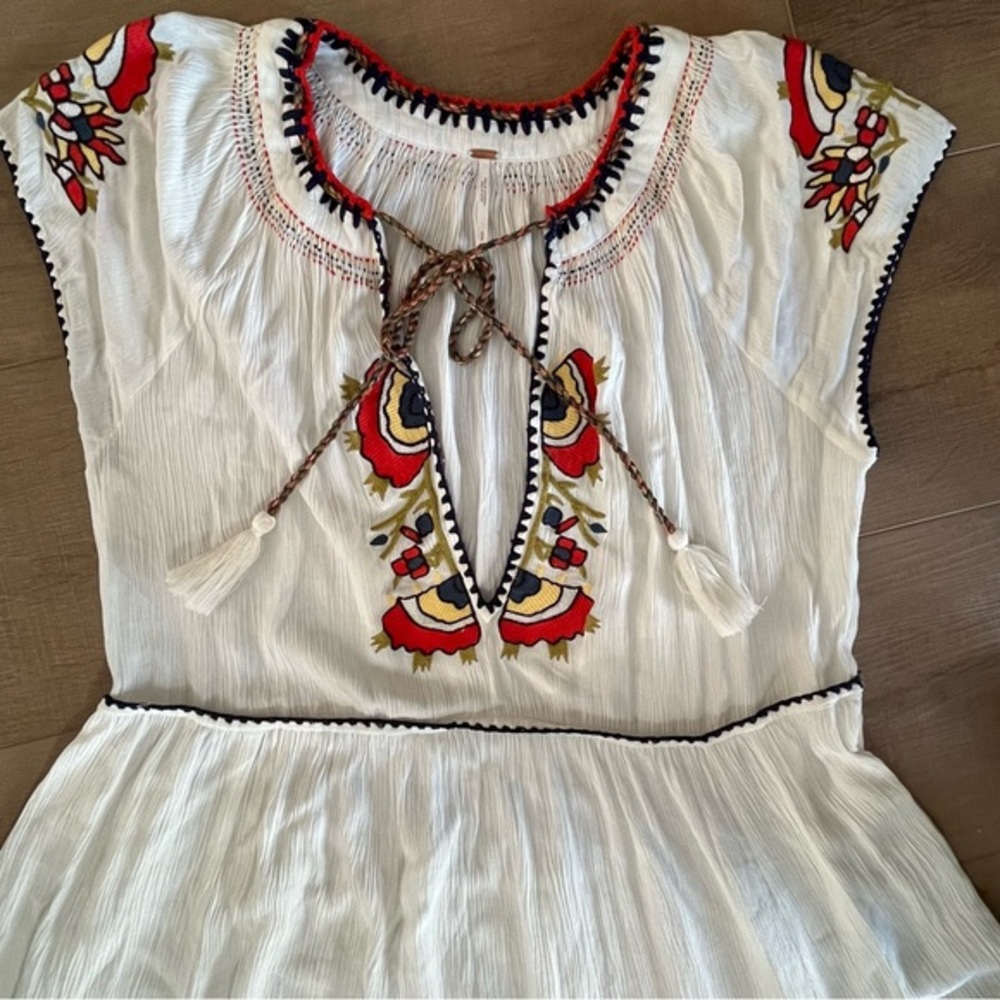 Free People‎ White Embroidered Maxi Dress Boho Cottagecore Hippy Y2K Romance 43” - Picture 11 of 14